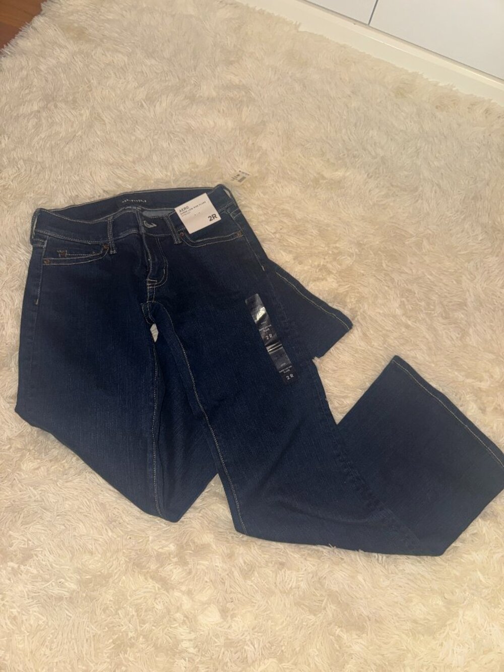 Aeropostale Low-Rise Dark Wash Flare Jeans Size 2R NWT